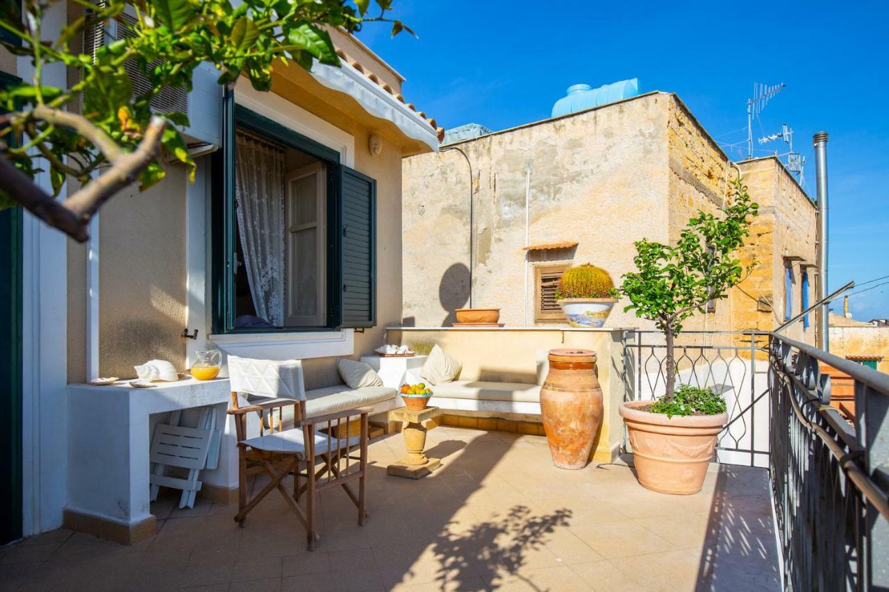 Вилла Solemar Sicilia - Casa Porto Bagnera Санта-Флавия Экстерьер фото