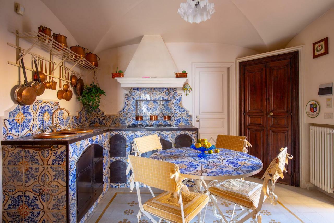 Вилла Solemar Sicilia - Casa Porto Bagnera Санта-Флавия Экстерьер фото